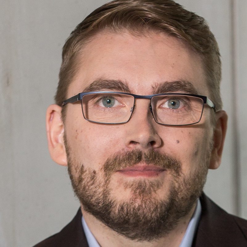 Sprecher Holger Ahrens für Werbung, Hörbuch und lebendiges eLearning